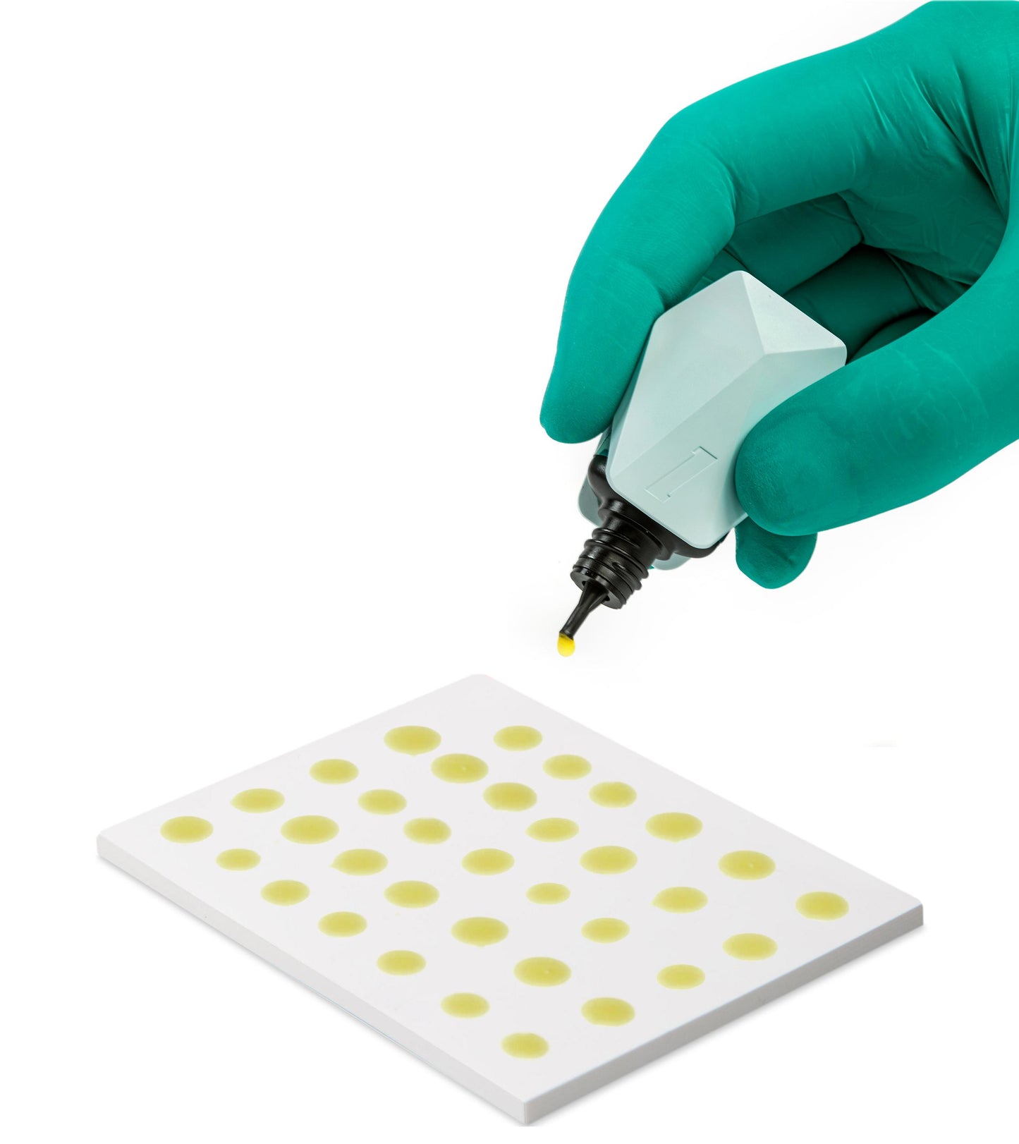 GC G2-BOND Universal ™
