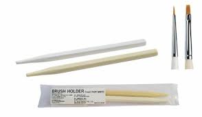 GC Gradia Brush™ Flat Nr 1 & Holder 2